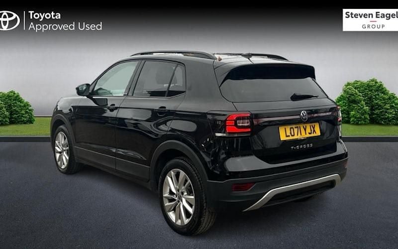 Used VW T-Cross Active 110 HP (80 kW) 2021 SUV