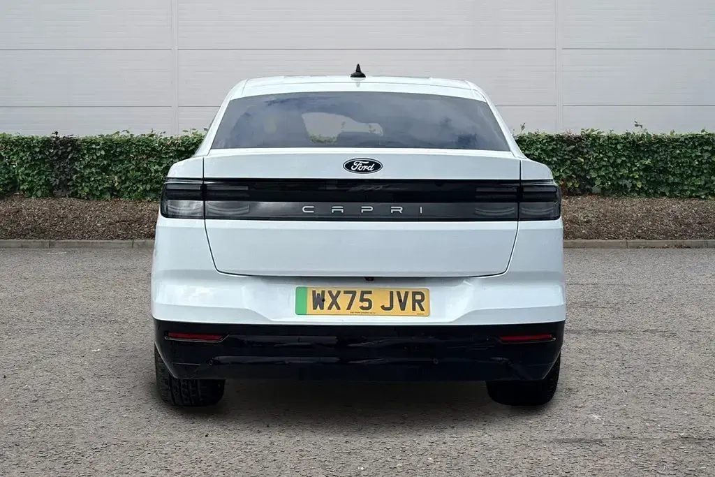 Used Ford Capri Select 210 kW (286 HP) 2025 SUV