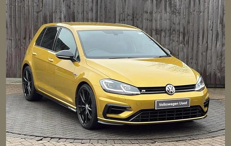 Used VW Golf VII R 296 HP (217 kW) 2019 Yellow Hatchback