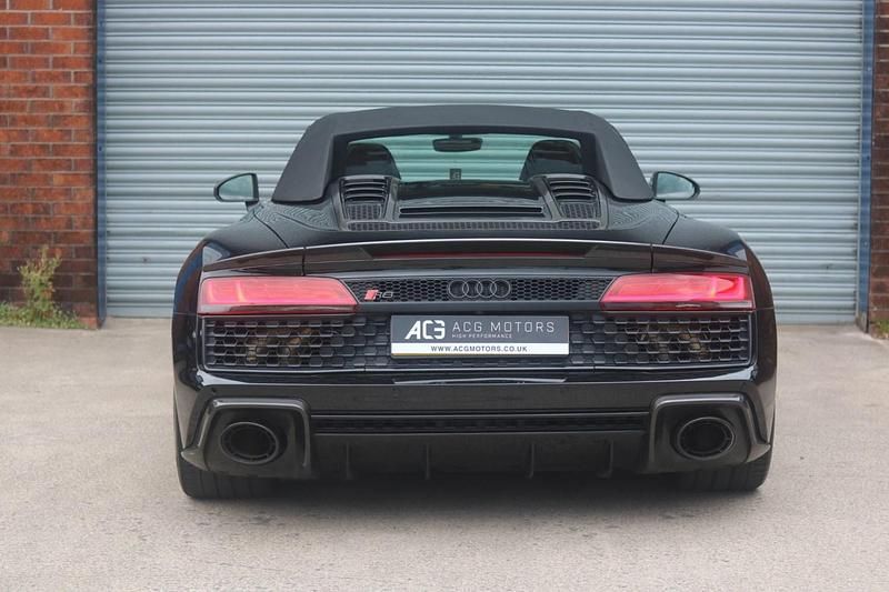 Used Audi R8 Coupé Comfort 620 HP (456 kW) 2020 Black Coupe