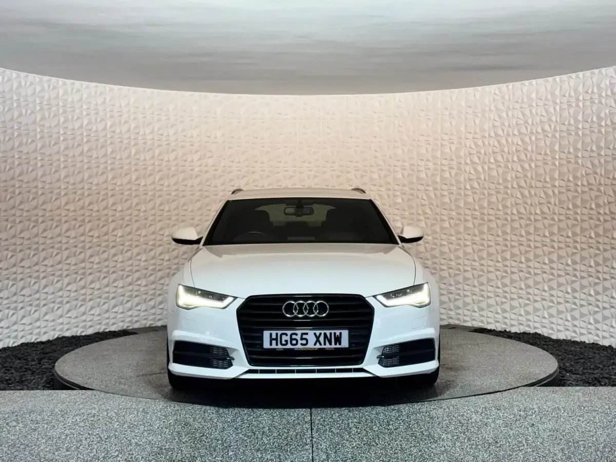 Used Audi A6 Black Edition 190 HP (139 kW) 2015 White Estate