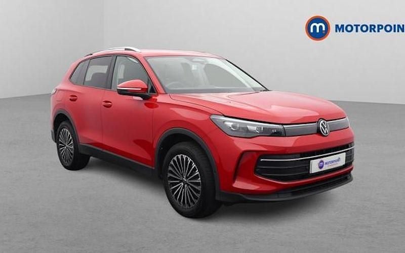 Used VW Tiguan Match 204 HP (150 kW) 2025 Red SUV