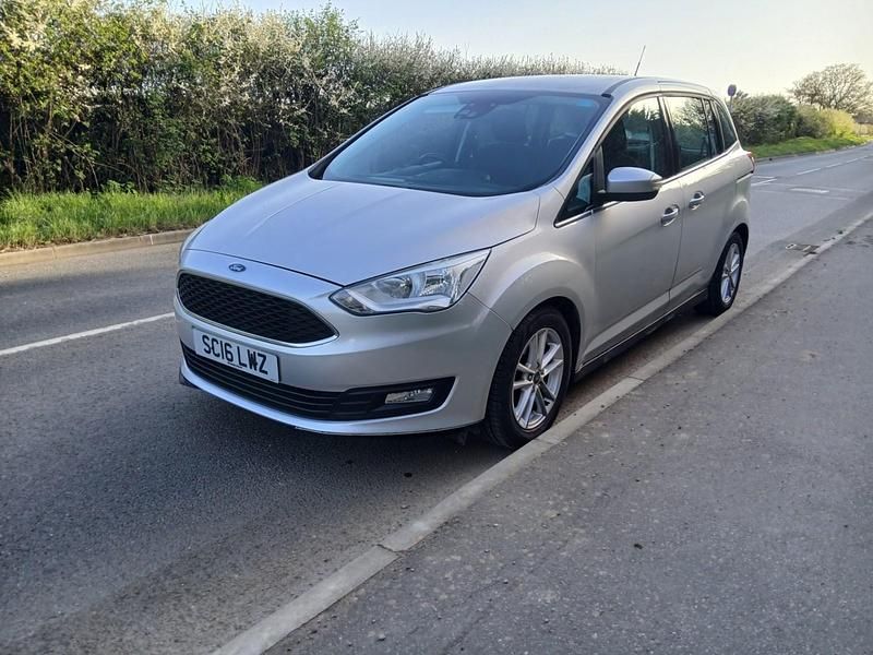 Used Ford Grand C-Max Zetec 125 HP (91 kW) 2016 Silver MPV