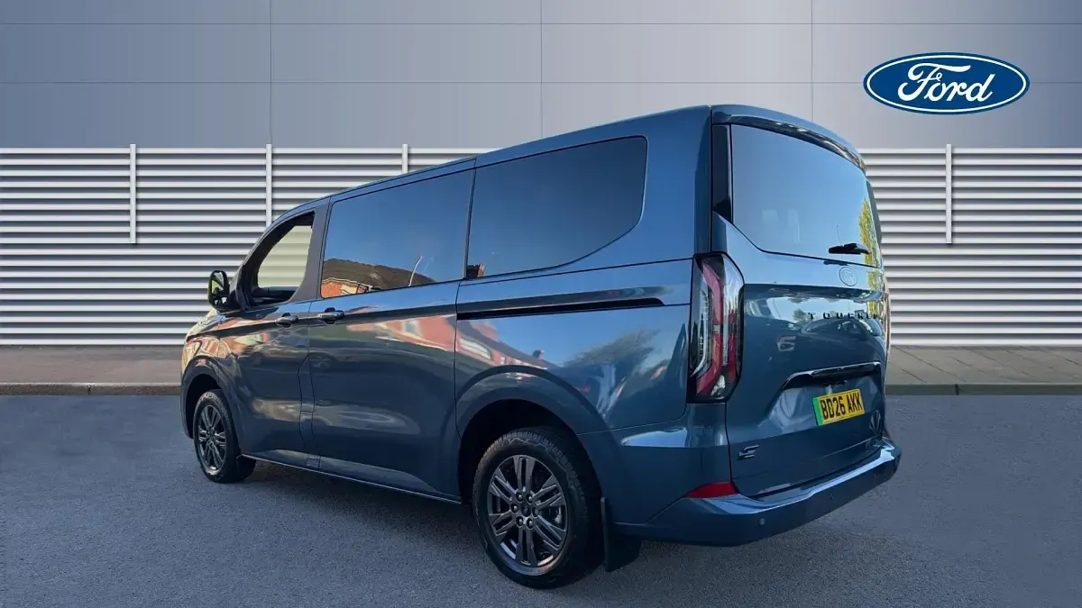 New Ford Tourneo Custom Active 170 kW (232 HP) 2026 Van