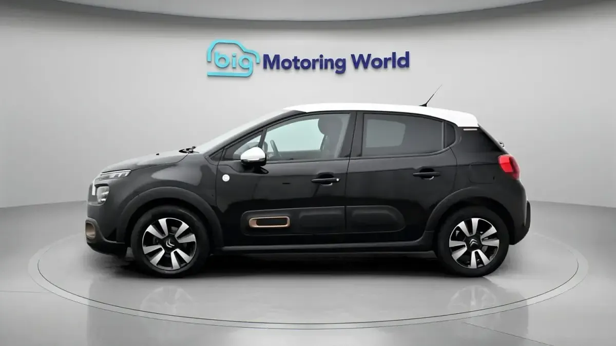 Used Citroën C3 PureTech 83 HP (61 kW) 2023 Black Hatchback