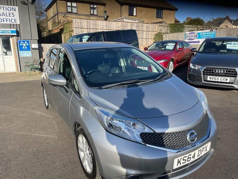 Used Nissan Note Tekna 90 HP (66 kW) 2015 Silver Hatchback