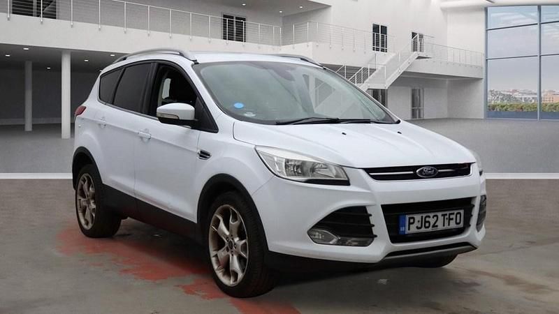 Used Ford Kuga Titanium 2013 Frozen white SUV