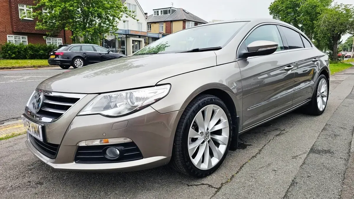 Used VW Passat GT 140 HP (102 kW) 2009 Brown Coupe