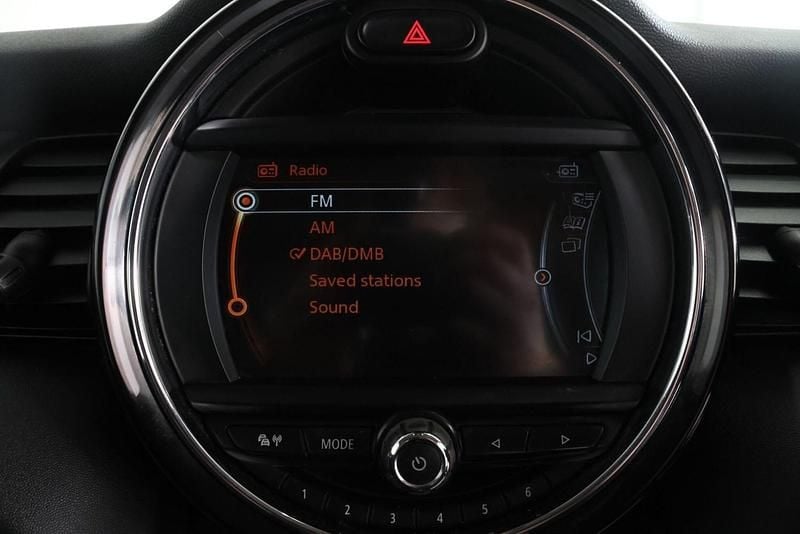 Used Mini ONE Hatch 102 HP (75 kW) 2016 Black Hatchback