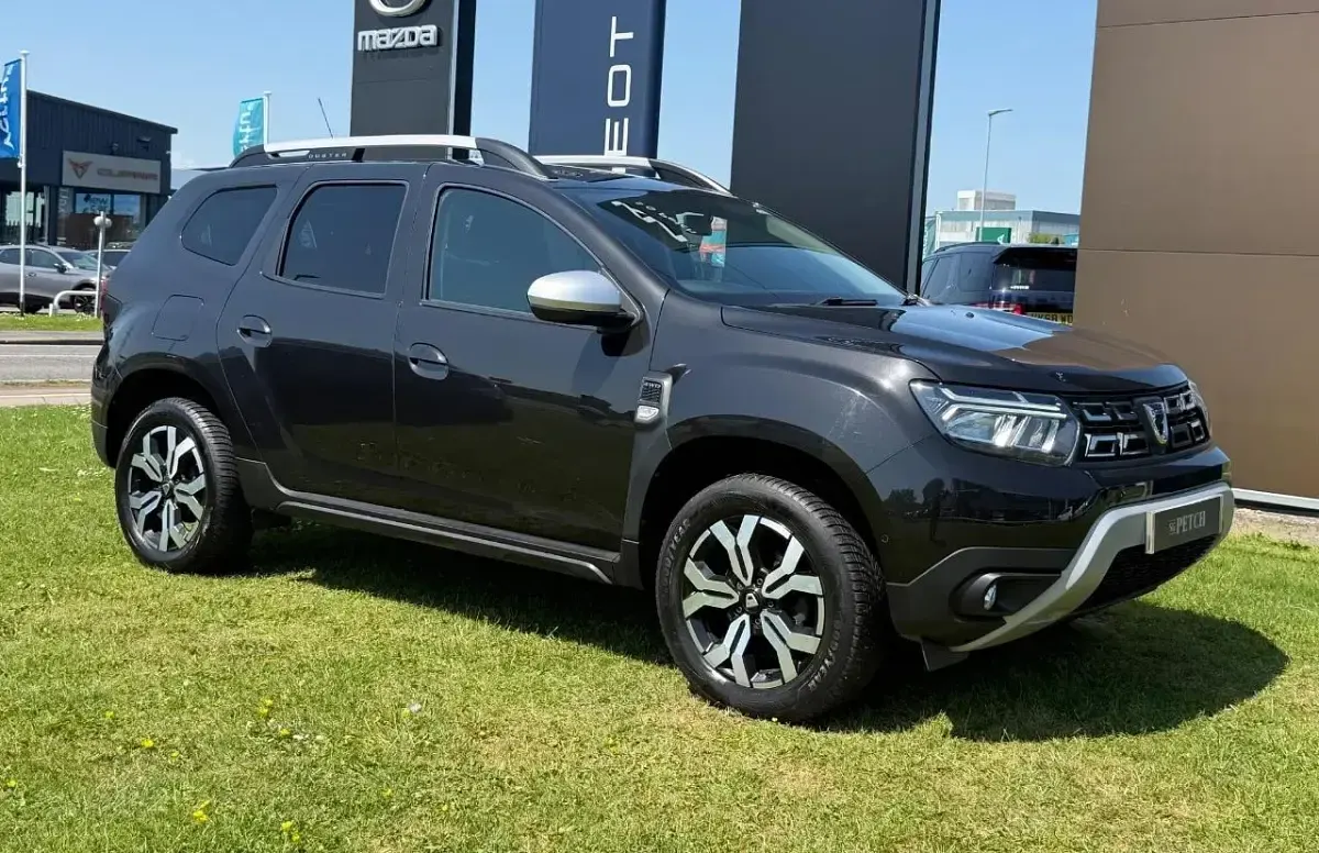 Used Dacia Duster Prestige 113 HP (83 kW) 2022 Black SUV