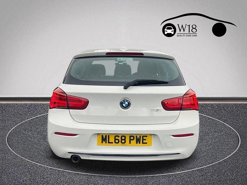 Used BMW 118 Sport Line 136 HP (100 kW) 2018 White Hatchback