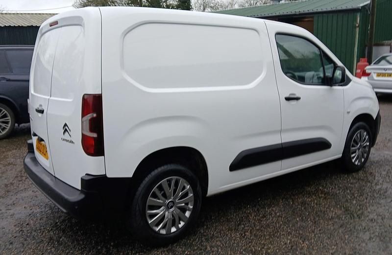 Used Citroën Berlingo 2022 White MPV
