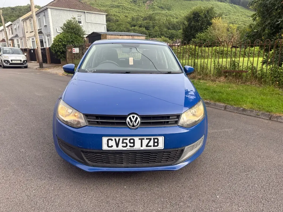 Used VW Polo SE 90 HP (66 kW) 2010 Blue Hatchback