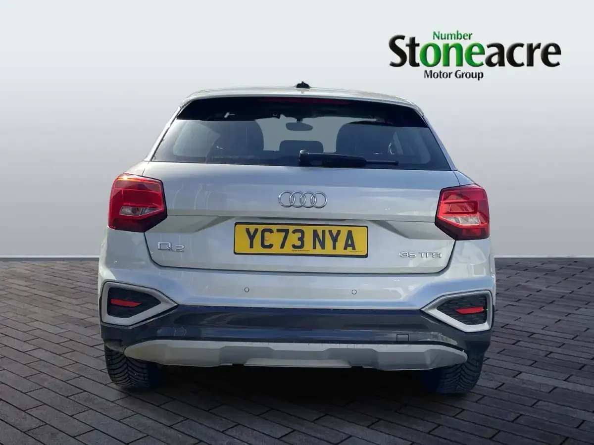 Usado Audi Q2 Sport 150 HP (110 kW) 2023 Prateado SUV