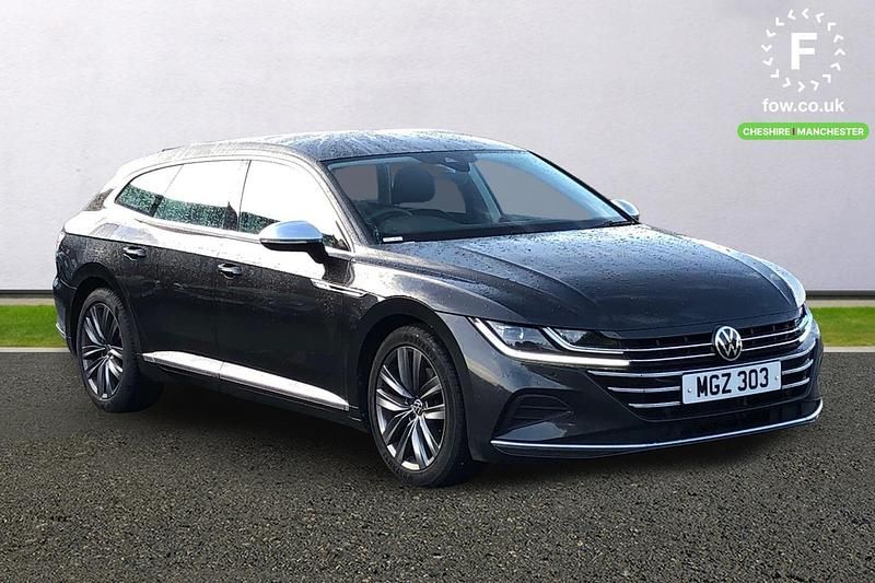 Usado VW Arteon Elegance 150 HP (110 kW) 2021 Cinzento Carrinha