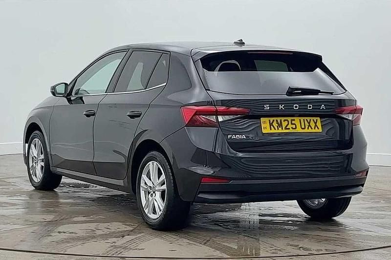 Used Skoda Fabia SE L 85 HP (62 kW) 2025 Black magic pearl effect Hatchback