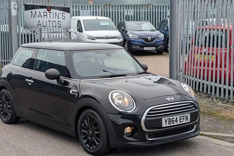 Black Used 2015 Mini One D Hatch Hatchback | £5,950 (Fair price) - Image 1/1