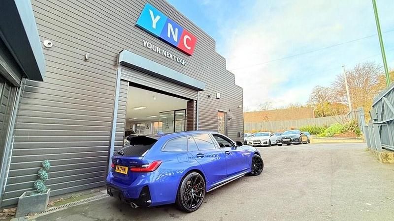 Used BMW 330e M Sport 288 HP (211 kW) 2022 Blue Estate