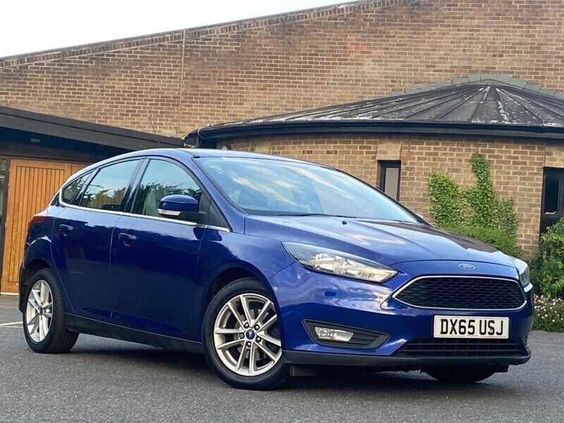 Blue Used 2015 Ford Focus Zetec Hatchback | £4,290 (Fair price) - Image 1/4