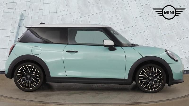 Used Mini Cooper S Hatch 201 HP (147 kW) 2024 Green Hatchback