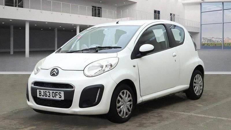 Used Citroën C1 VTR Sport 68 HP (50 kW) 2013 White Hatchback