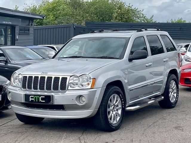 Used Jeep Grand Cherokee Overland 215 HP (158 kW) 2007 Silver SUV