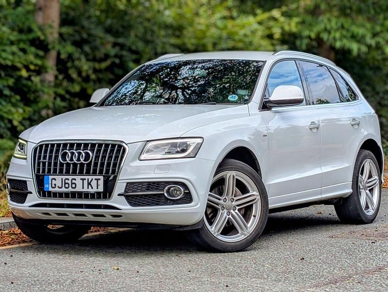 White Used 2016 Audi Q5 S-line plus SUV | £13,800 (Fair price) - Image 1/4