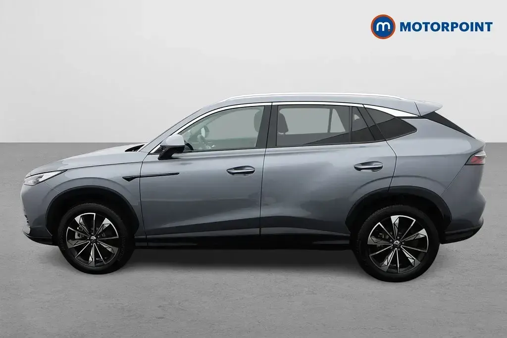 Usado MG HS Trophy 224 HP (164 kW) 2025 Cinzento SUV