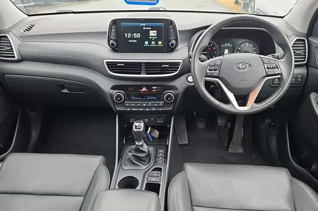 Used Hyundai Tucson Premium 132 HP (97 kW) 2020 White SUV