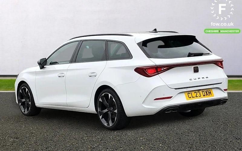 Used Cupra Leon 150 HP (110 kW) 2023 White Estate