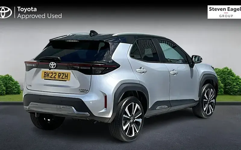 Used Toyota Yaris Hybrid Edition 116 HP (85 kW) 2022 Estate