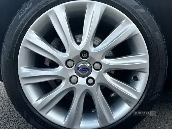 Used Volvo V40 SE Lux 150 HP (110 kW) 2016 Grey Hatchback