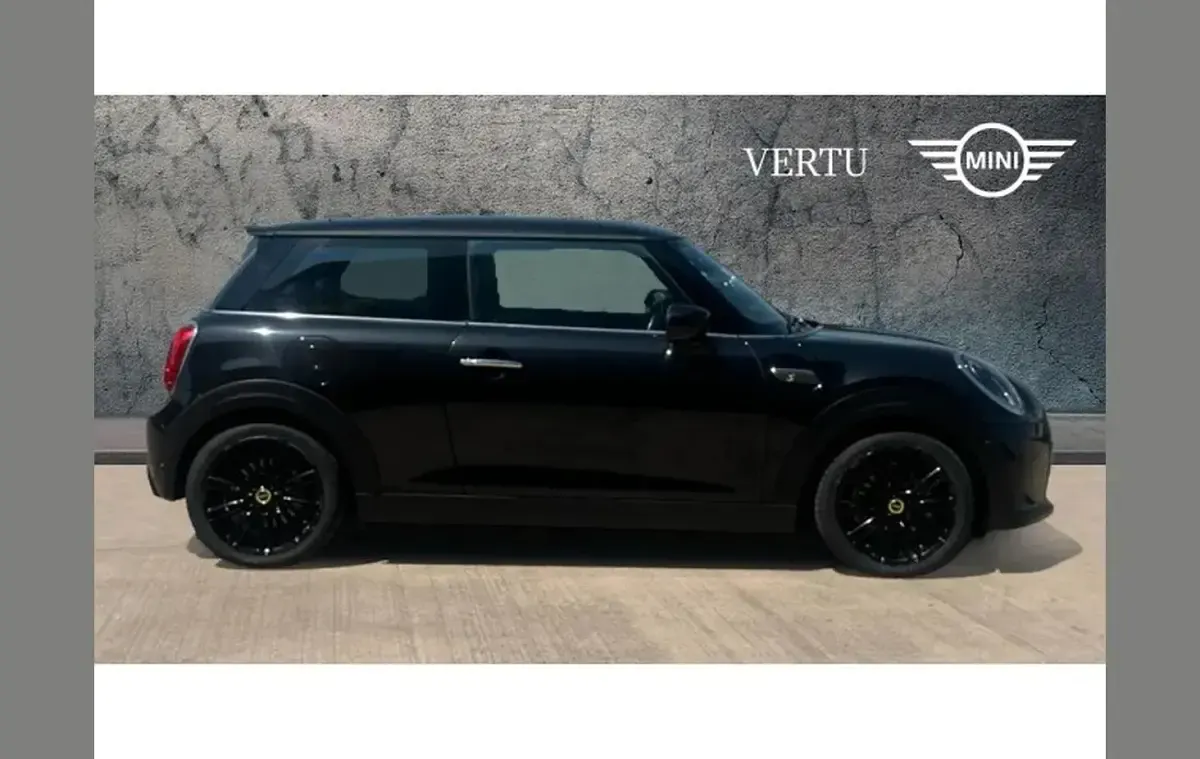 Used Mini Cooper S Level 3 135 kW (184 HP) 2022 Black Hatchback