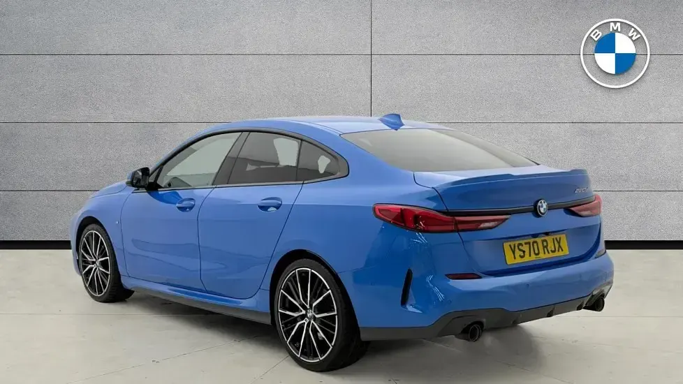 Usado BMW 220 M Sport 187 HP (137 kW) 2020 Azul Coupé