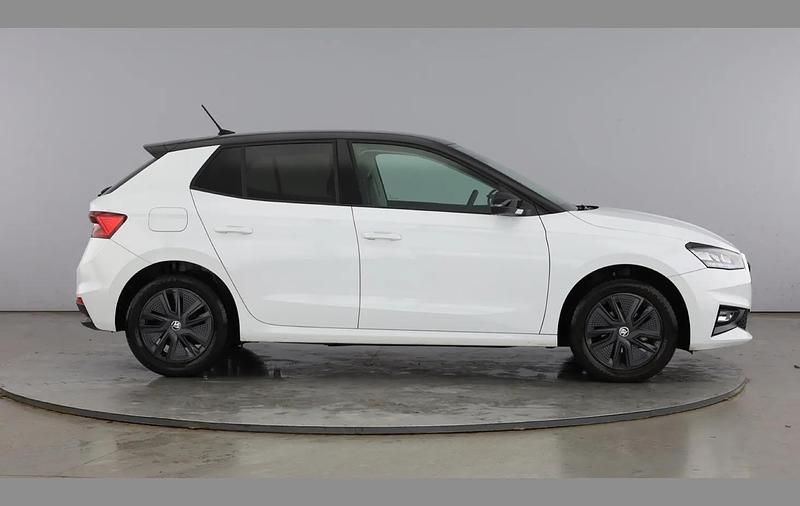 Used Skoda Fabia Design Edition 94 HP (69 kW) 2025 Moon white metallic black magic pearl effect Hatchback