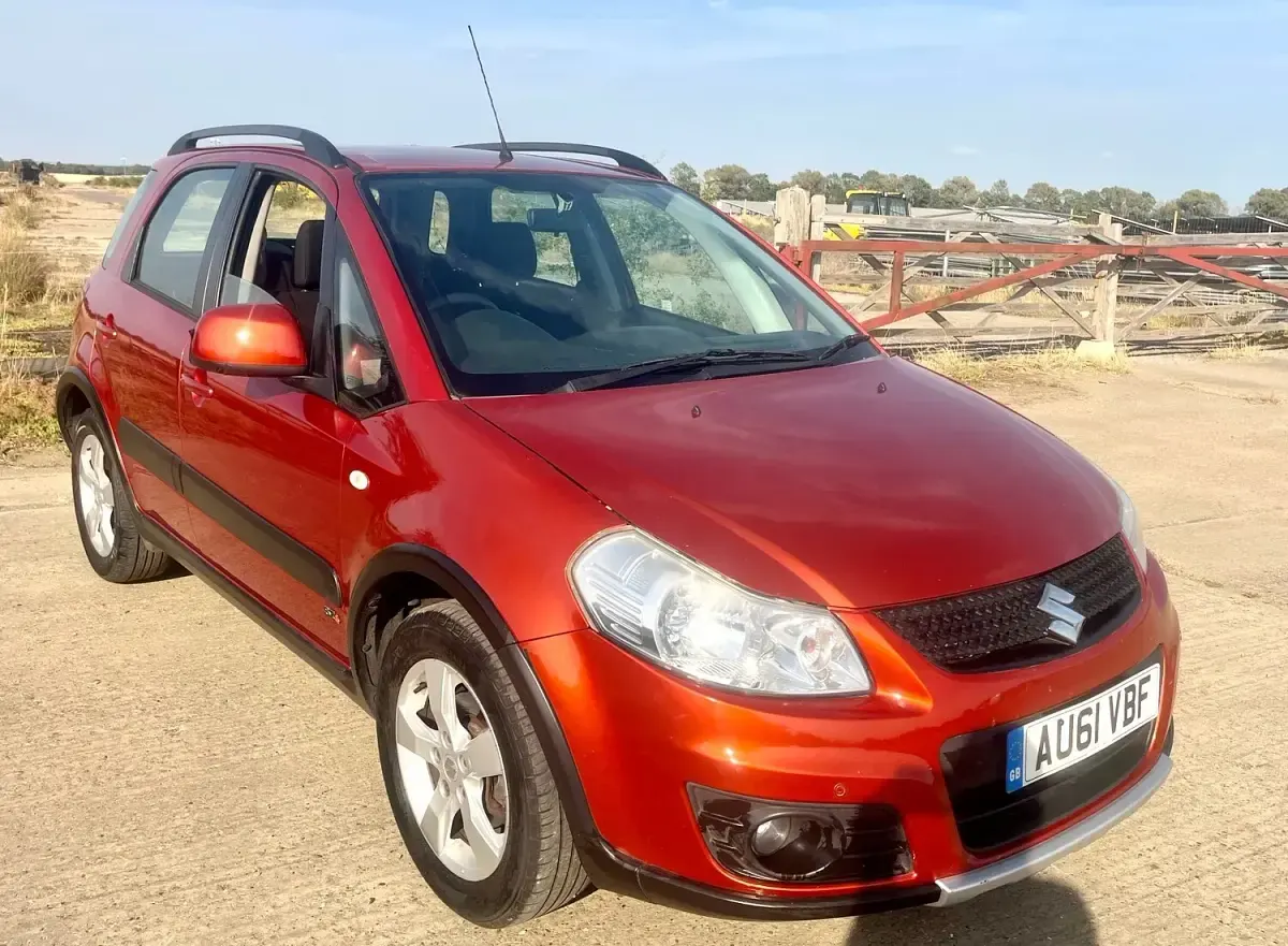 Used Suzuki SX4 SZ4 2011 Orange Hatchback