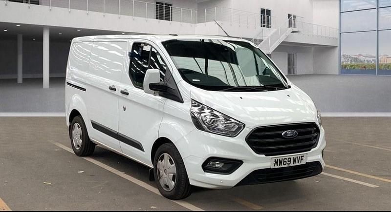 White Used 2020 Ford Transit Custom Trend Van | £10,984 (Super price) - Image 1/4