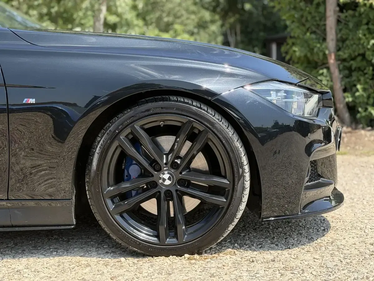 Used BMW 320 M Sport 2018 Black Estate