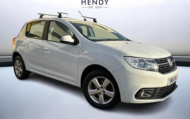 Used 2018 Dacia Sandero Lauréate Hatchback | £6,149 (Fair price) - Image 1/4