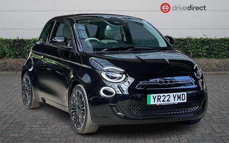 Used 2025 Fiat 500e La Prima Hatchback | £14,440 (Super price) - Image 1/4