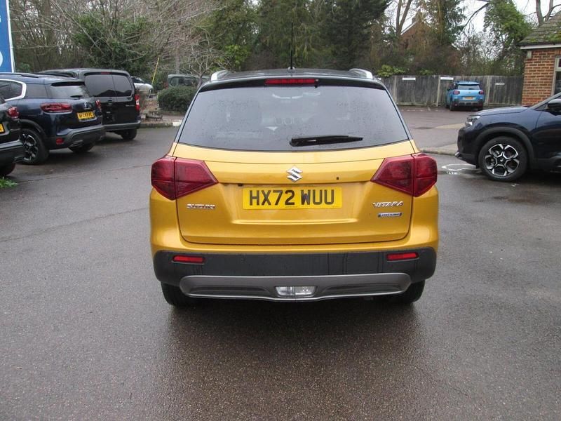 Used Suzuki Vitara SZ5 127 HP (93 kW) 2022 Yellow SUV