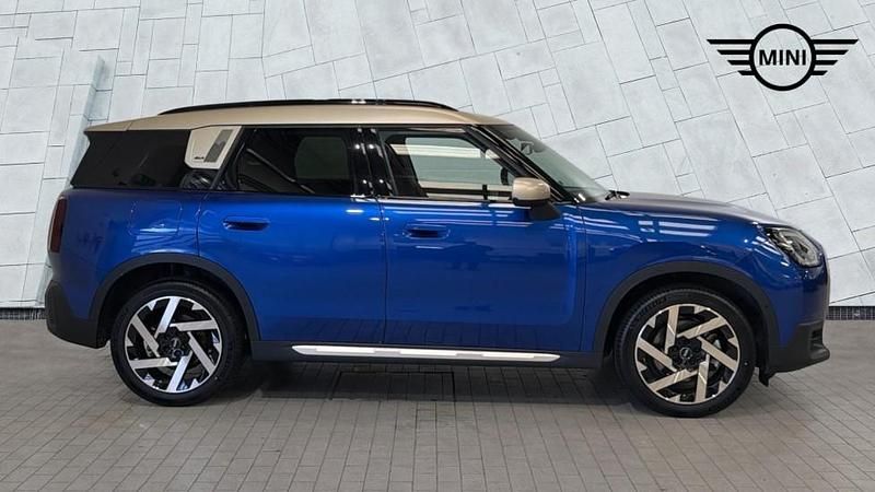 Used Mini Countryman 215 HP (158 kW) 2025 Blue SUV
