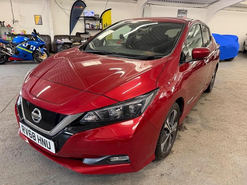 Occasion Nissan Leaf N-Connecta 110 kW (150 ch) 2018 Rouge Citadine
