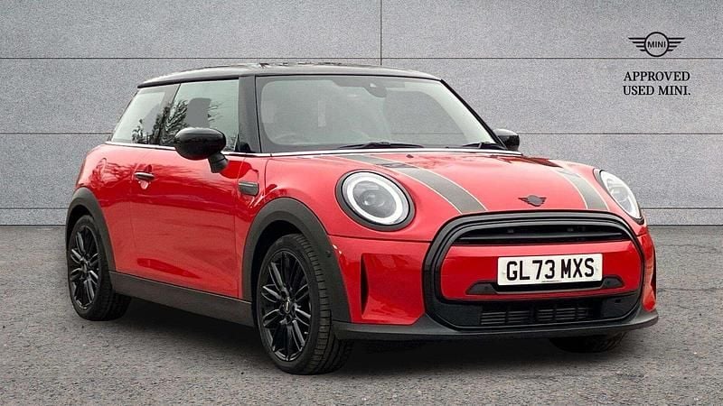 Used Mini Cooper Exclusive 134 HP (98 kW) 2023 Red Hatchback
