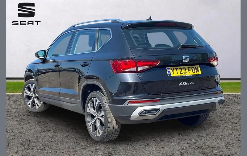 Begagnad Seat Ateca SE Technology 108 HK (79 kW) 2023 Svart SUV