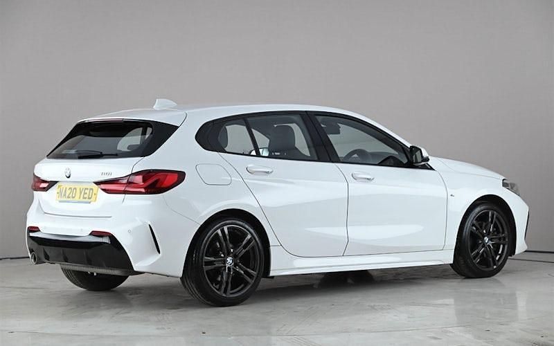 Used BMW 118 M Sport 140 HP (102 kW) 2020 White Hatchback