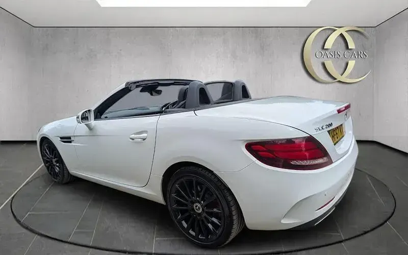 Used Mercedes SLC200 AMG line 184 HP (135 kW) 2017 White Cabriolet