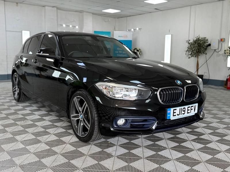 Black Used 2019 BMW 118 Sport Line Hatchback | £11,995 (Good price) - Image 1/4