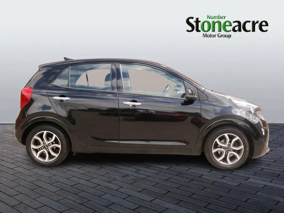 Used Kia Picanto 65 HP (47 kW) 2022 Black Hatchback