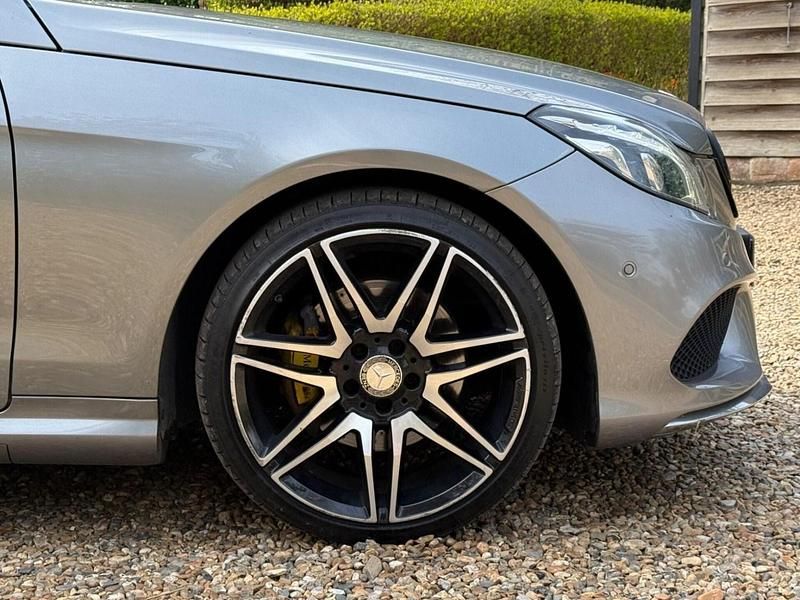 Used Mercedes E350 AMG Line Premium 258 HP (189 kW) 2015 Silver Coupe